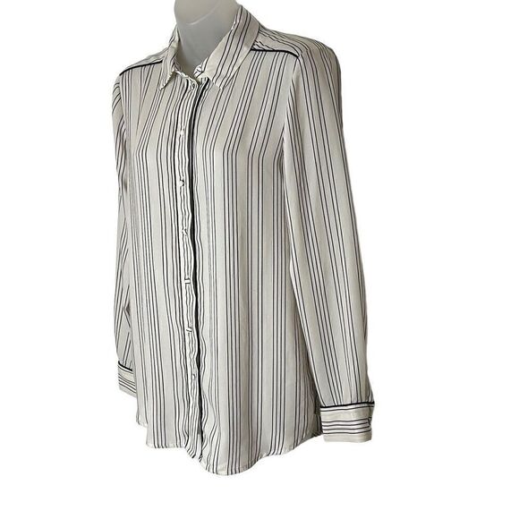 Who What Wear Pinstriped Button Down Small - Picture 2 of 6